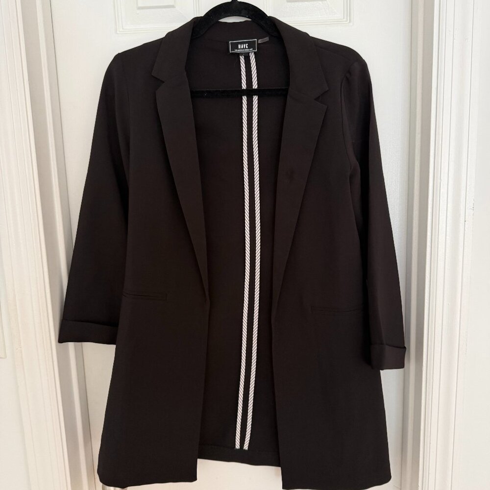 Black Blazer, Small